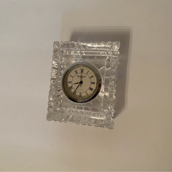 WATERFORD CRYSTAL CLOCK RECTANGLE QUARTZ BATTERY SIGNED IRELAND HOME DECOR - Picture 3 of 10